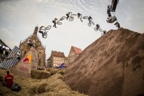 red-bull-district-ride-lukas-knopf-double-tailwhip.jpg