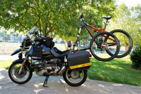 2x2_BikeRackBMWx500.jpg